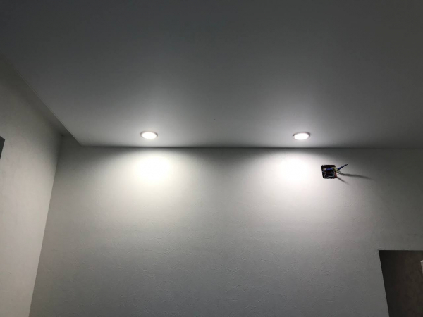 Матовый натяжной потолок