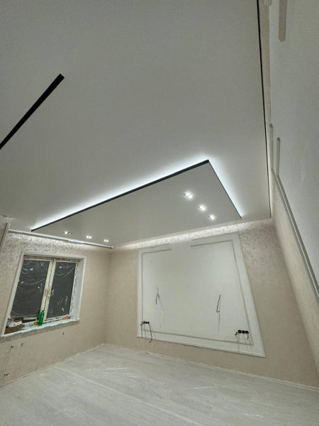 Матовый натяжной потолок