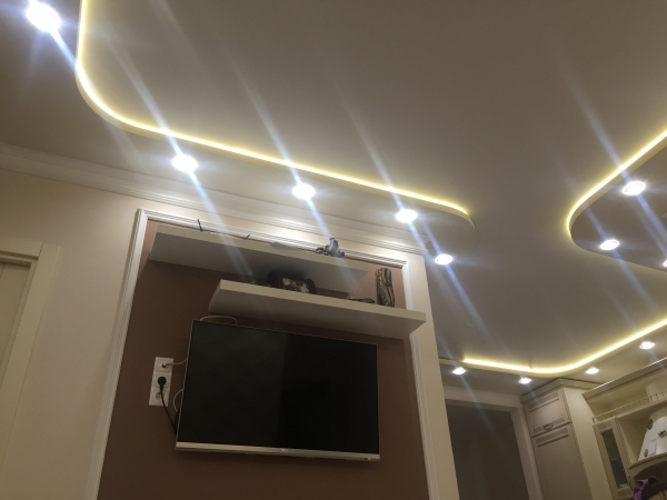 Стоимость потолка с подсветкой 14 м²